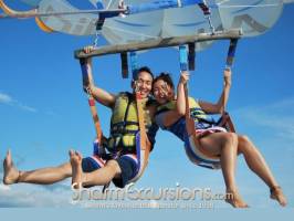 Couple Paragliding Sharm